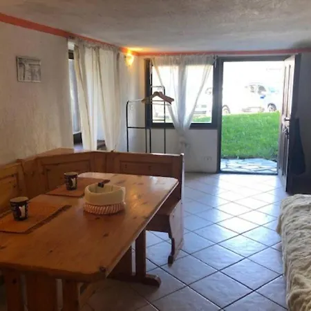 Trekking E Natura Ai Piedi Del Monte Bianco! Apartmán *