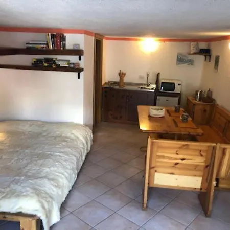 Apartman Trekking E Natura Ai Piedi Del Monte Bianco!