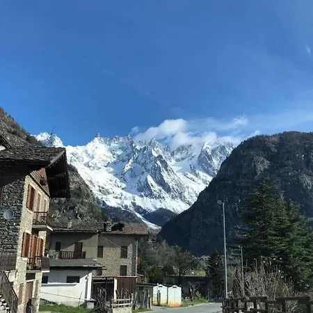 Apartmán Trekking E Natura Ai Piedi Del Monte Bianco! La Salle